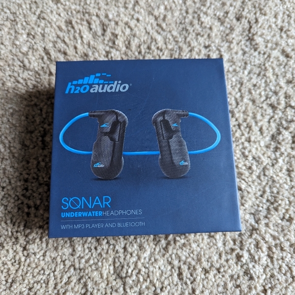 Sonar underwater headphones